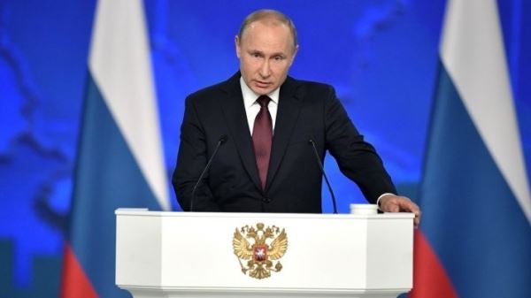 Путин укажет Федеральному собранию на проблему низких доходов россиян